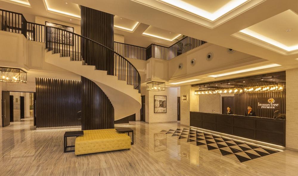Lemon Tree Premier City Center Pune Exterior photo