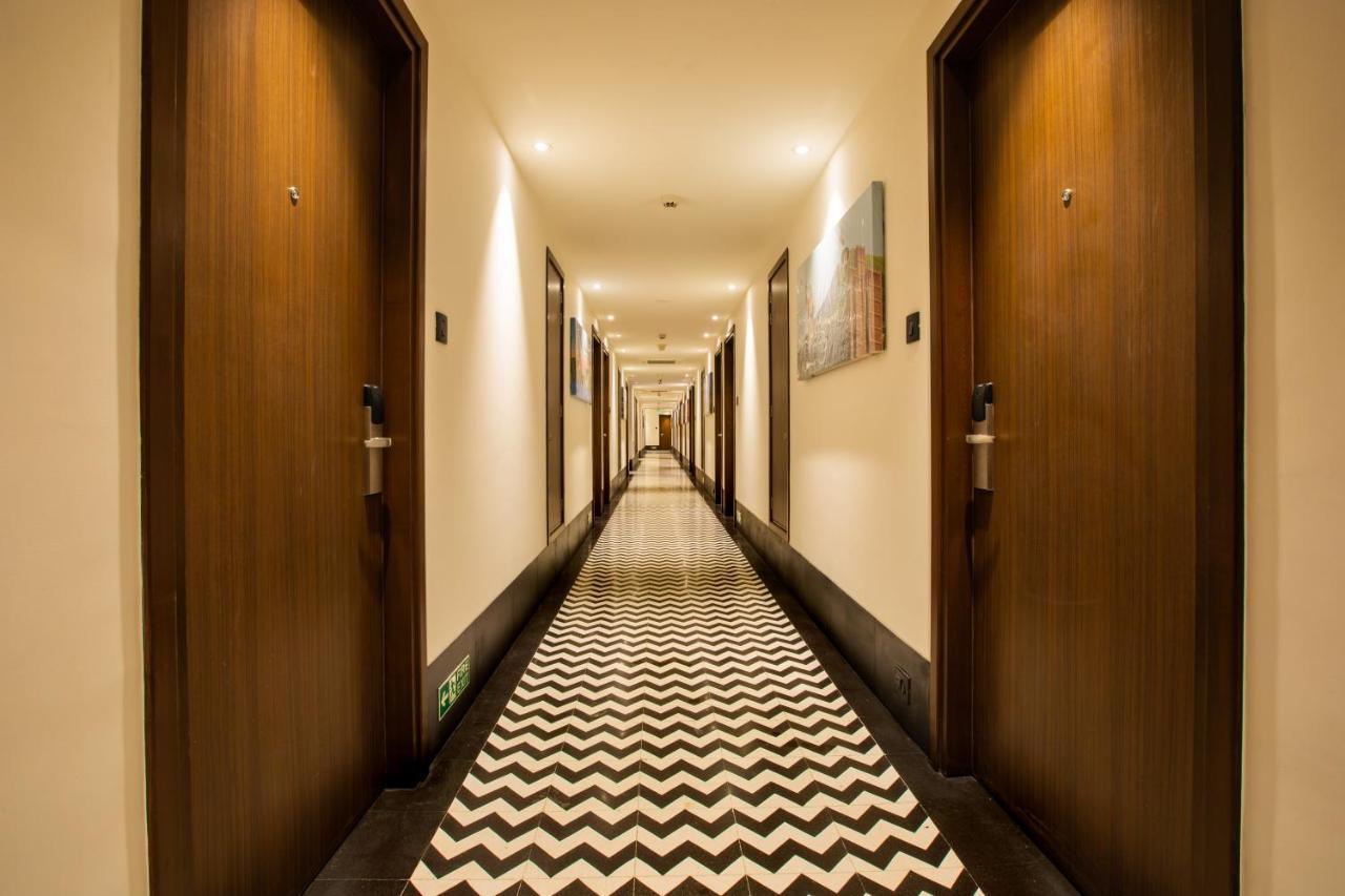 Lemon Tree Premier City Center Pune Exterior photo