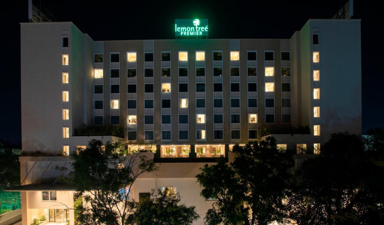 Lemon Tree Premier City Center Pune Exterior photo
