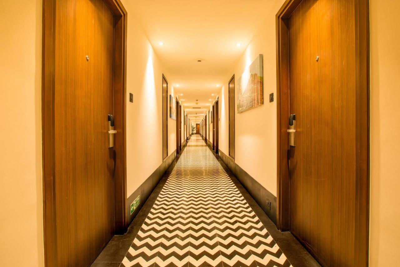 Lemon Tree Premier City Center Pune Exterior photo