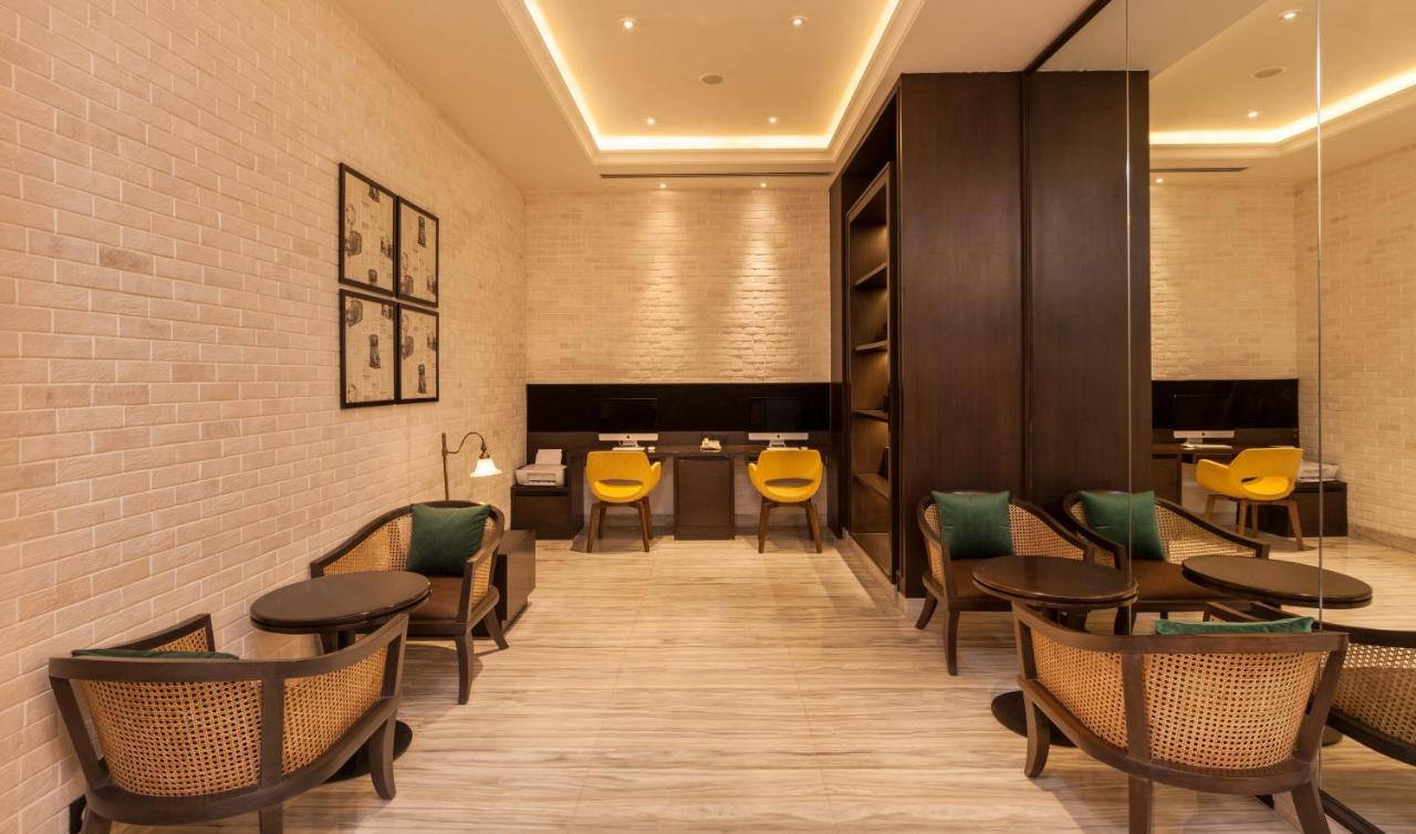 Lemon Tree Premier City Center Pune Exterior photo